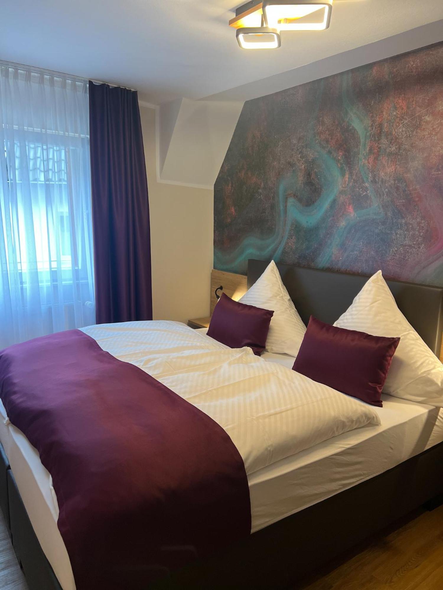 Hotel Restaurant Wolfsschlucht Gmbh バート・ミュンスターアイフェル エクステリア 写真
